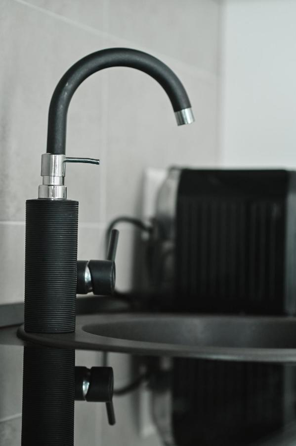 Artec Apartment ซีบิว ภายนอก รูปภาพ